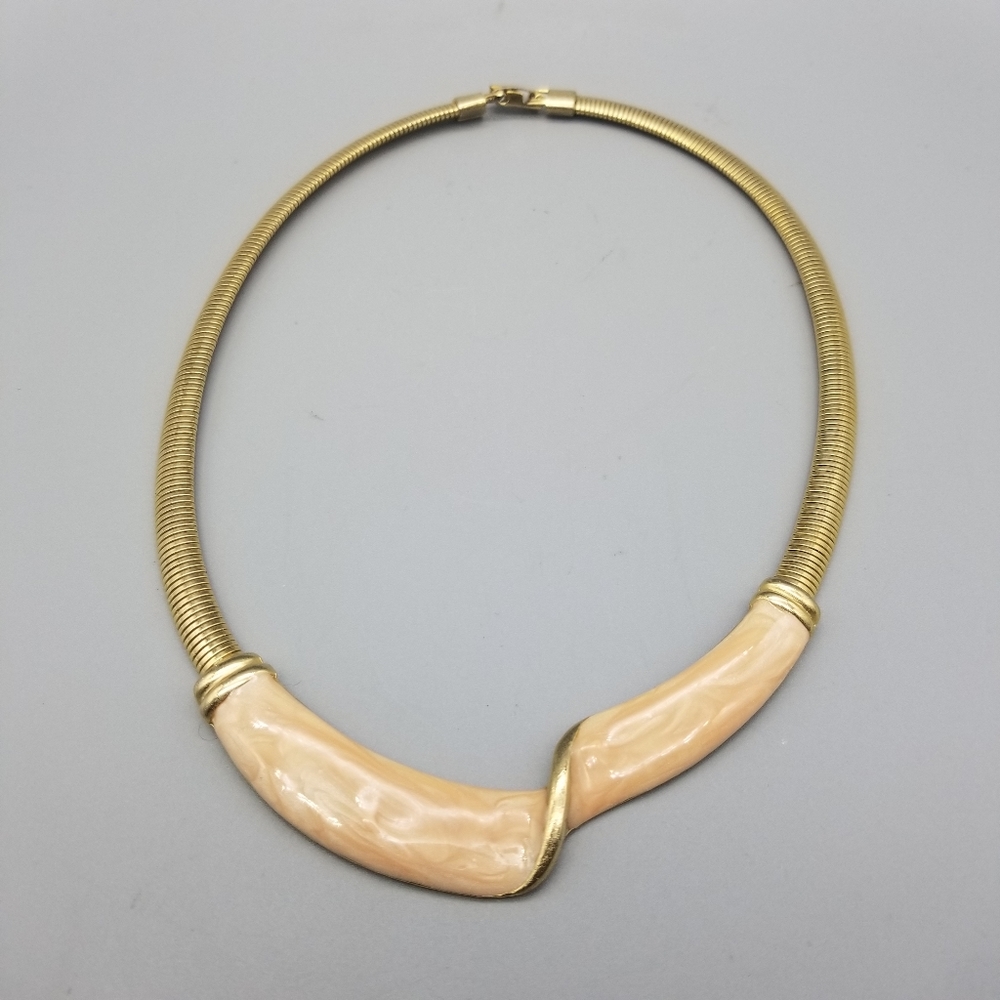 Vintage Gold Coil & Peach Tone Enamel Choker